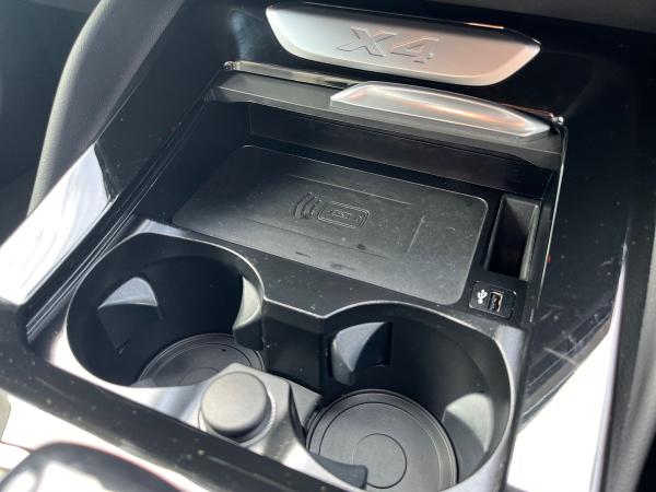 BMW X4 Photo autoimg-1833453e755a67548e57894f8ad7e63d7c8a42e3.jpg