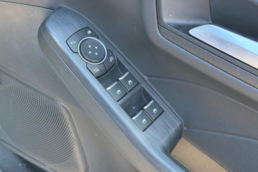 Ford KUGA Photo autoimg-1833628b825b58d5344ce963de1c9c2522aada97.jpg