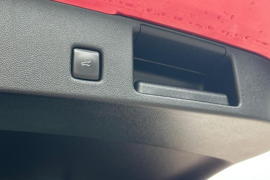 Ford KUGA Photo autoimg-1833949b69482899db666eba9776330e673766dc.jpg