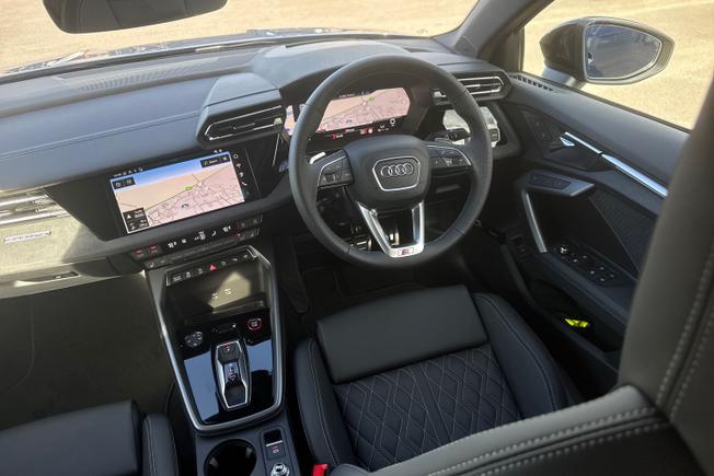 AUDI  S3 Saloon Photo 49