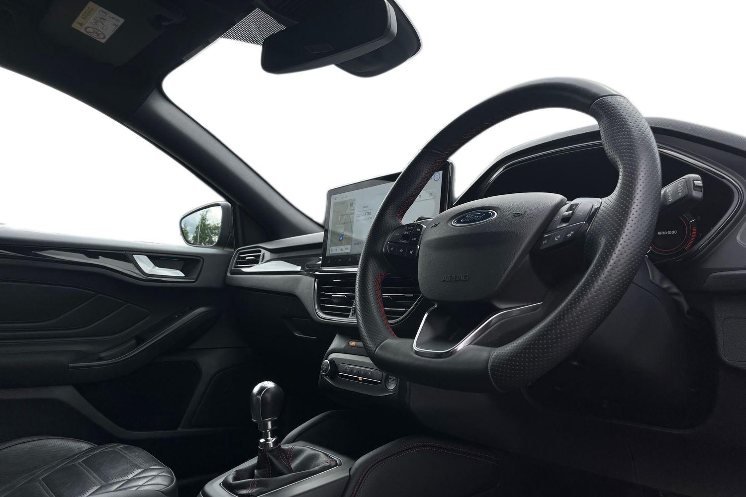 Ford FOCUS Photo 8