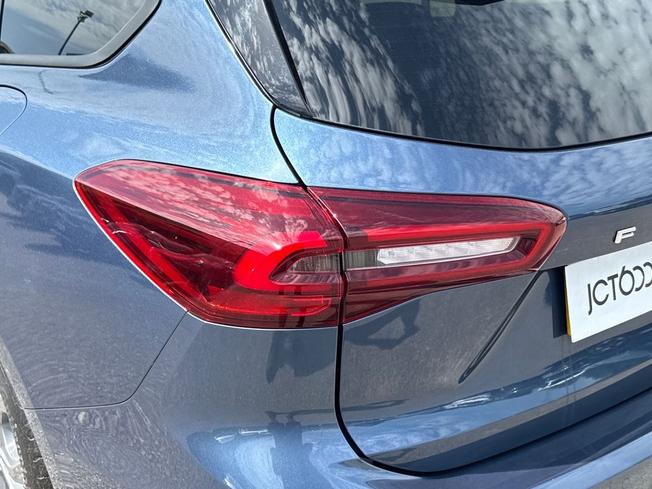 FORD Focus Photo 18