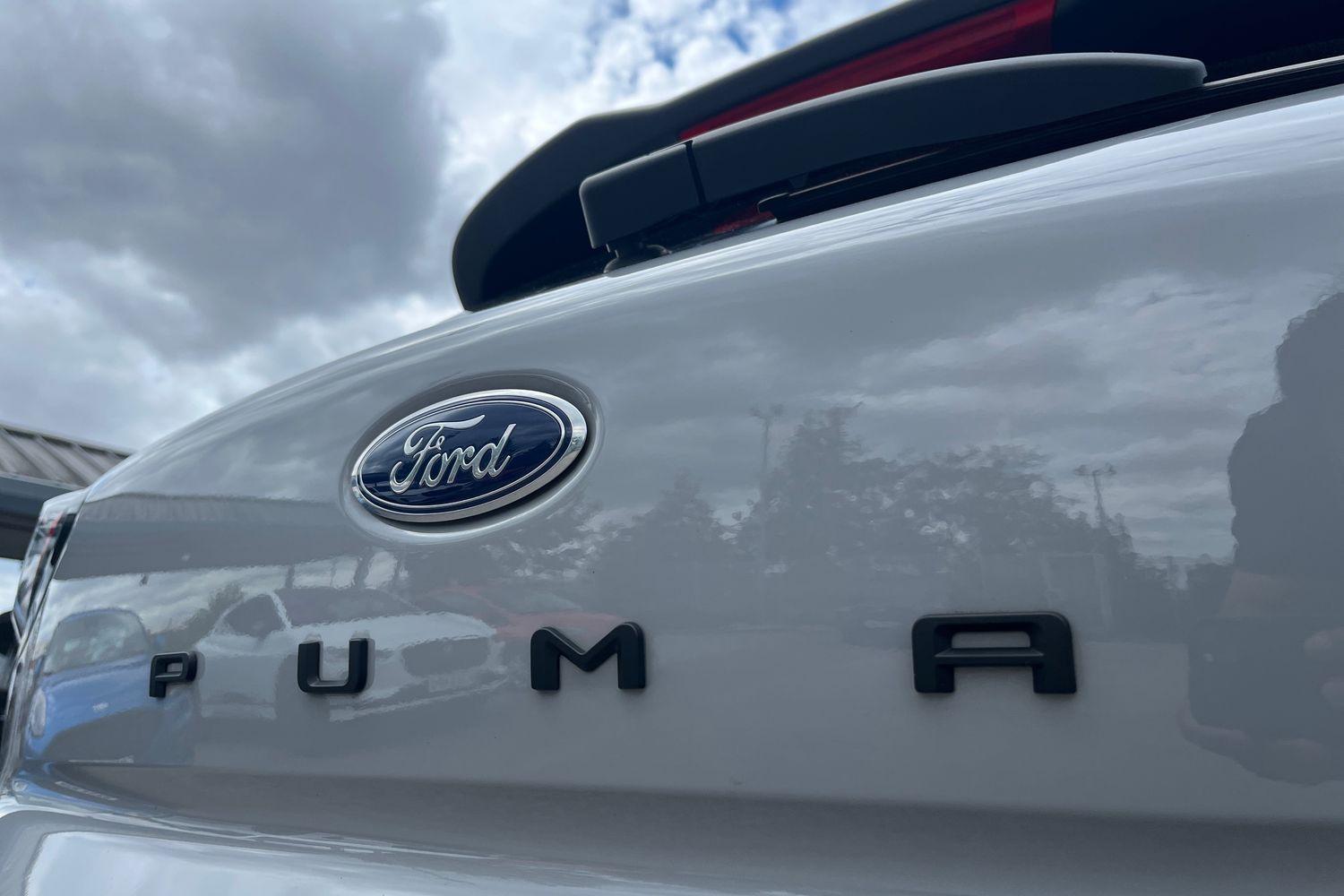 Ford PUMA Photo 38