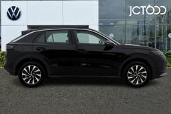 VOLKSWAGEN T-Roc Photo 4
