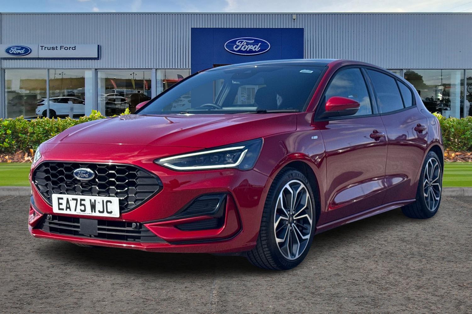 FORD FOCUS Photo 4