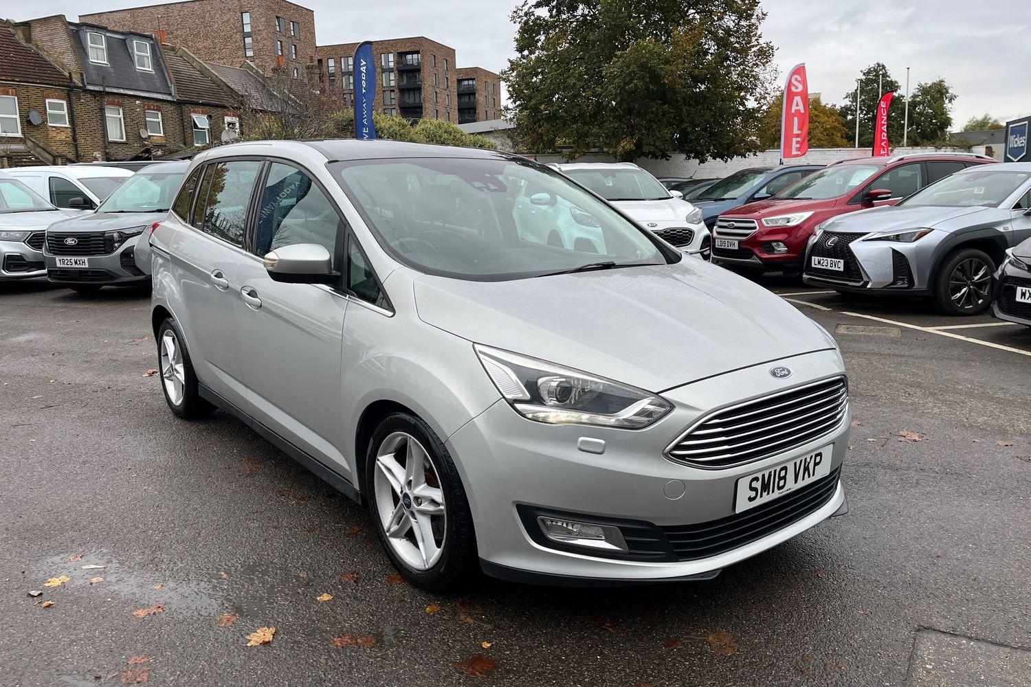 Ford GRAND C-MAX Photo 36