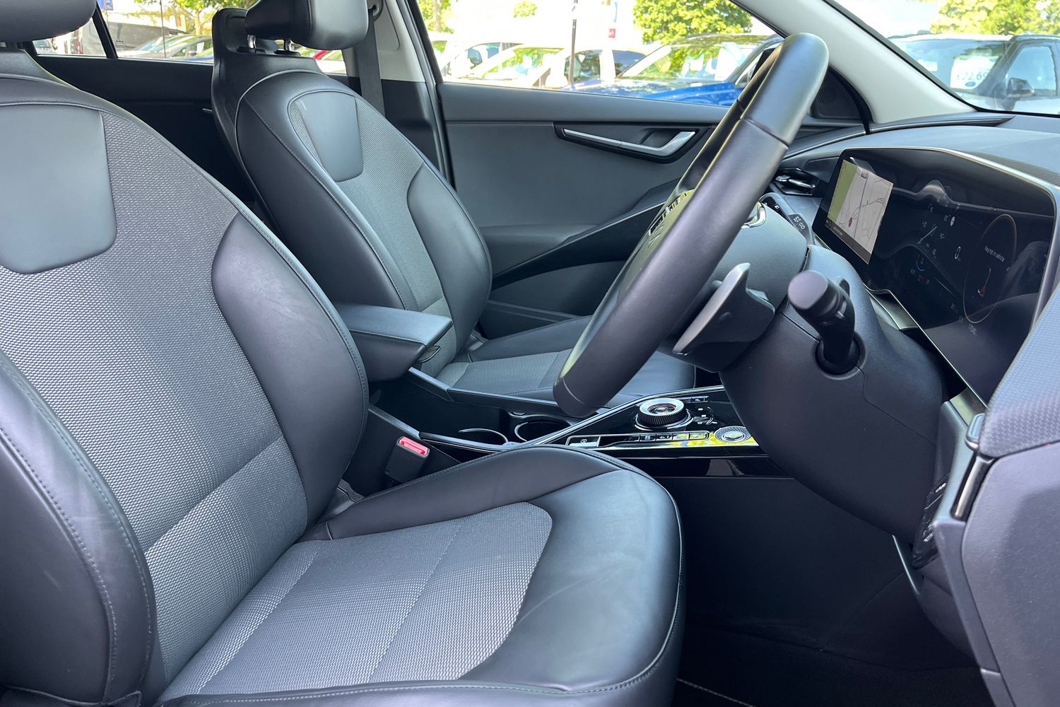 Kia NIRO Photo 16