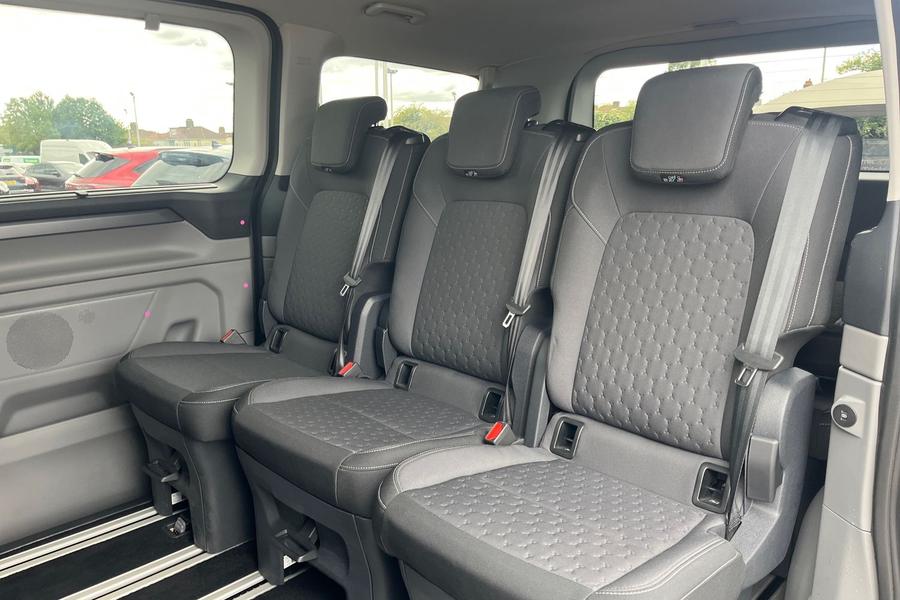 Ford TOURNEO CUSTOM Photo autoimg-1843ab1a56619ffcd1efa7df9ec5409f8be9cb6a.jpg