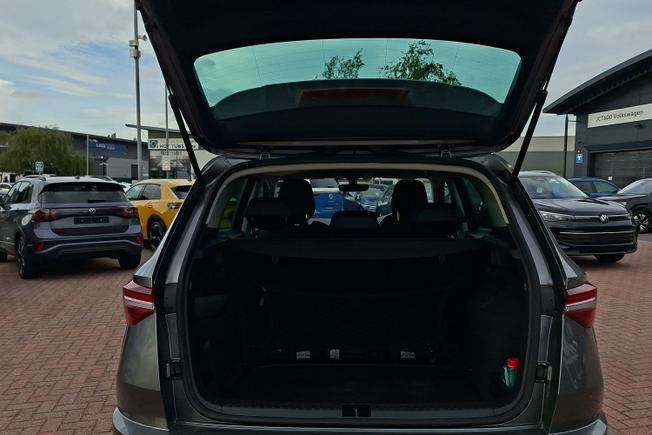 ŠKODA Karoq Photo 12