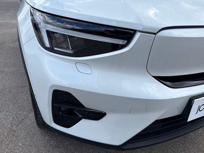 VOLVO Xc40 Photo 32