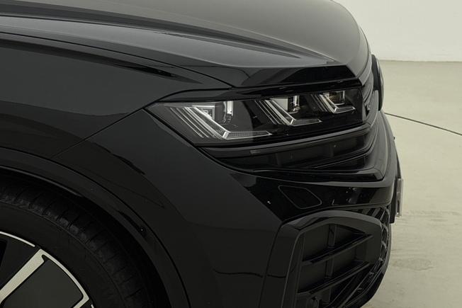VOLKSWAGEN Touareg Photo 19