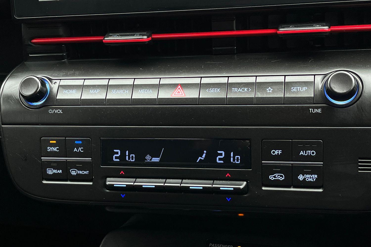 Hyundai Kona Photo 32