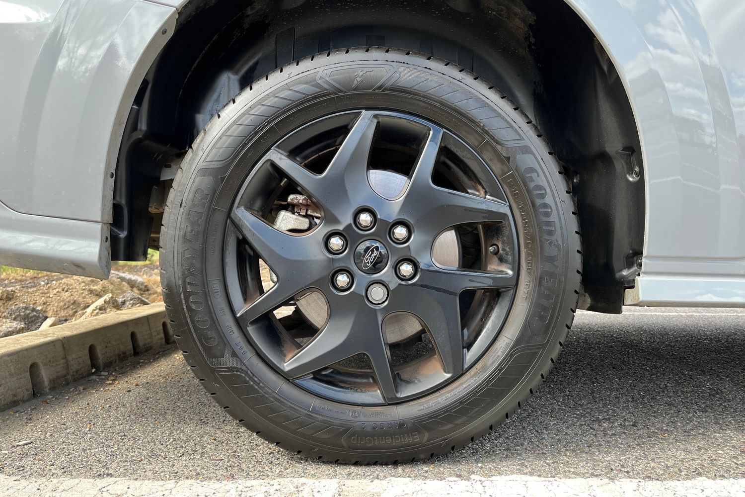 Ford TRANSIT CUSTOM Photo 23