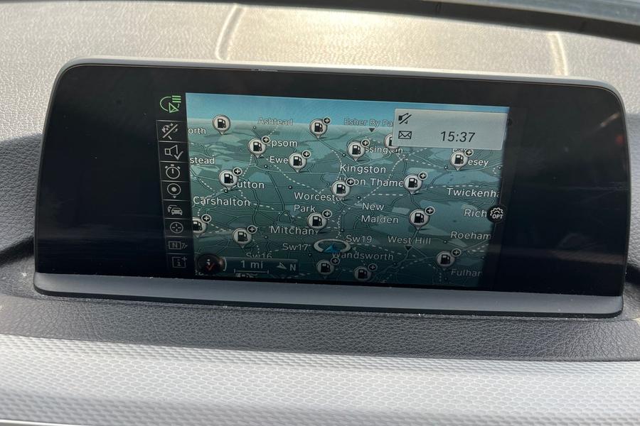 BMW 3 Series Photo autoimg-185734be5c31c12dc2a6c5d390609b2b978d6232.jpg