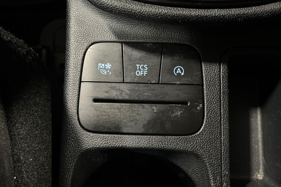 Ford FIESTA Photo autoimg-1858bf870656ece3af9b38b5e652da591002297e.jpg