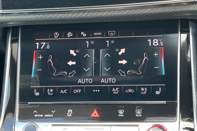 AUDI Rsq8 Photo 32