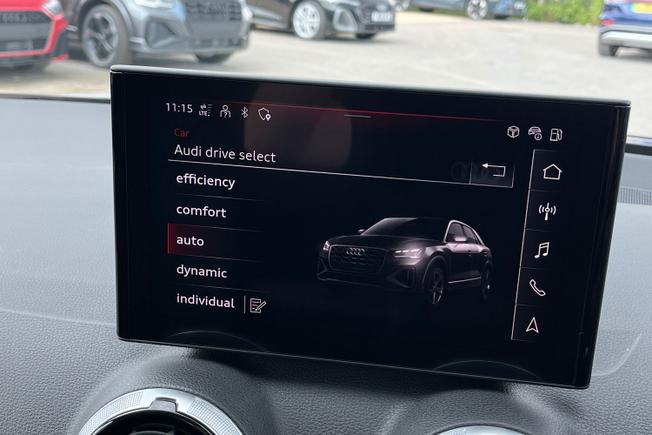 AUDI Q2 Photo 25