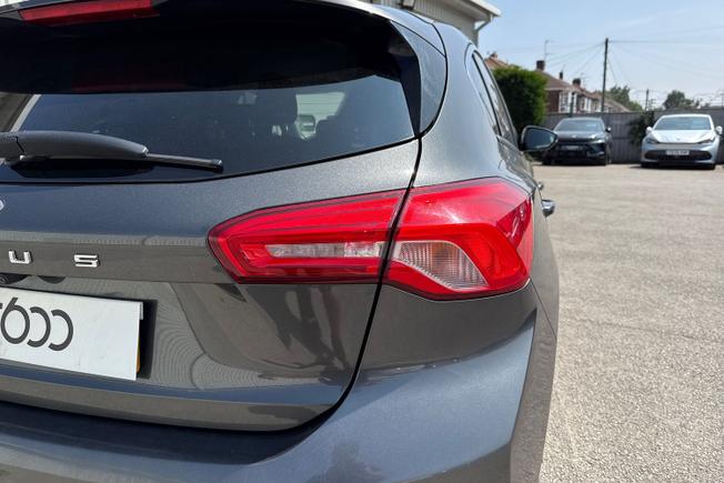 FORD Focus Photo 18