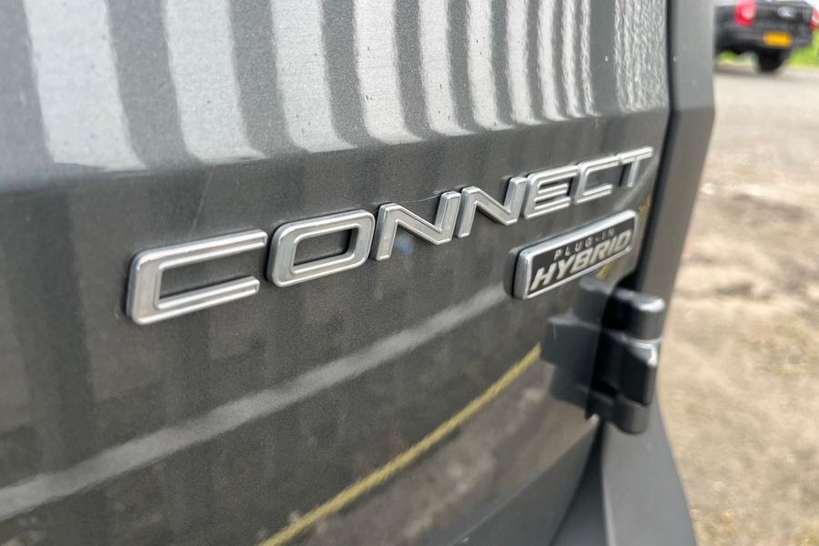 Ford TRANSIT CONNECT Photo autoimg-18681102992169417304818efb52f265220b4730.jpg