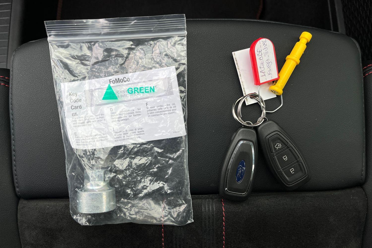 Ford KUGA Photo 21