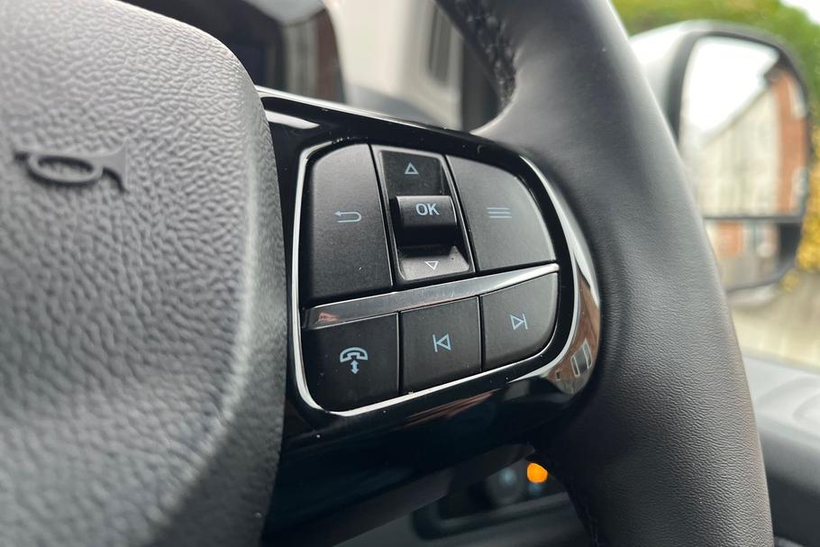 Used Ford TRANSIT CUSTOM WR75ZBX 19