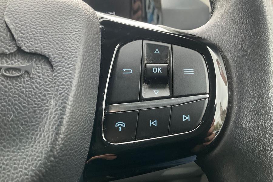 Ford TRANSIT CUSTOM Photo autoimg-186aaf5a07fdb21b392b75d2ebdba7afe58d67f4.jpg