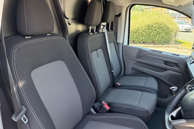 VOLKSWAGEN Transporter Photo 24
