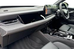AUDI Q6 E-Tron Photo 2
