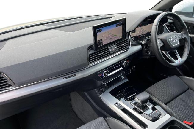 AUDI Q5 Photo 2