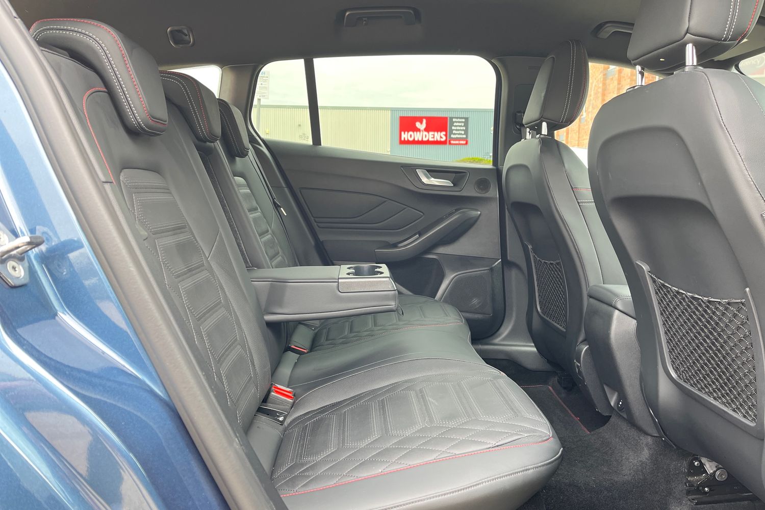 Ford Focus Photo 25