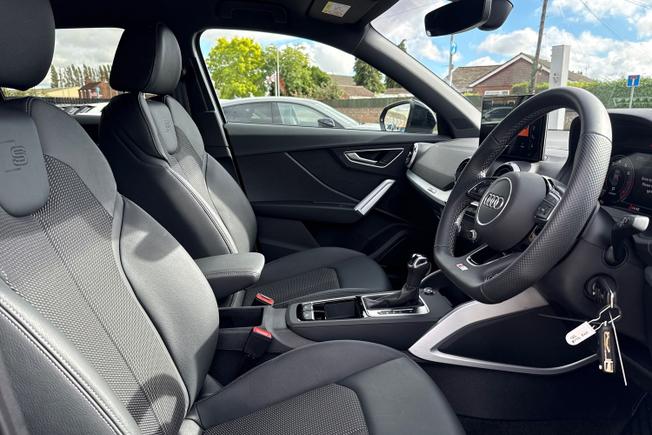 AUDI Q2 Photo 37