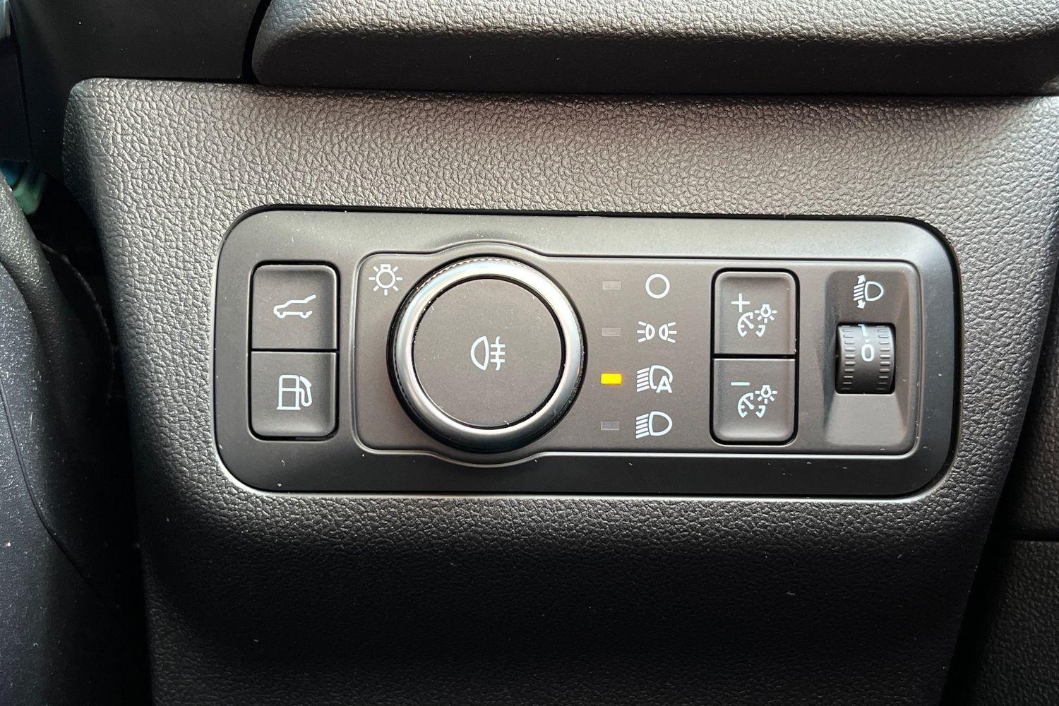 Ford KUGA Photo 39