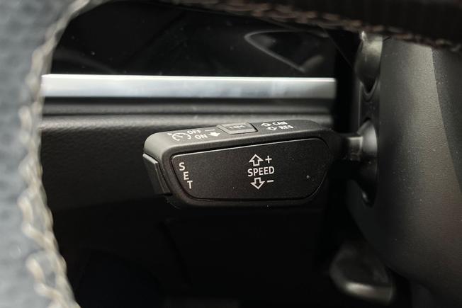 AUDI Q3 Photo 56