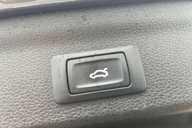 AUDI Q3 Photo 36