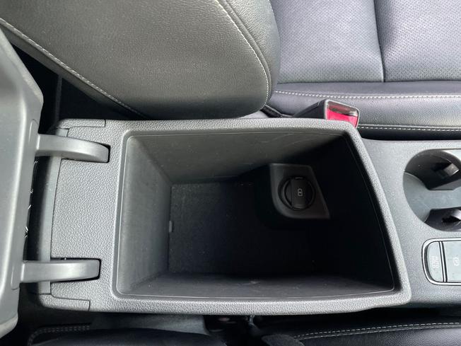 KIA Niro Photo 32