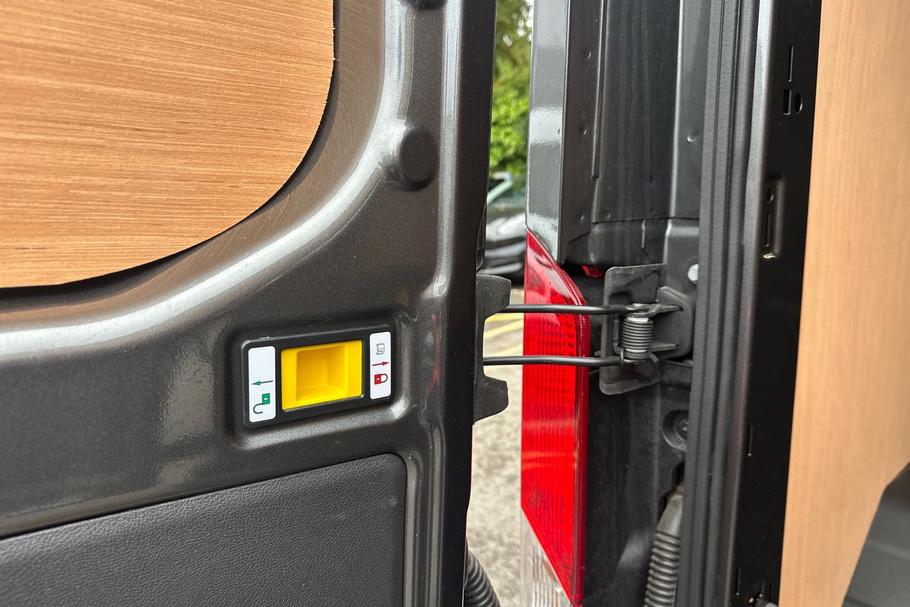 Used Ford E-TRANSIT MM25NLJ 7