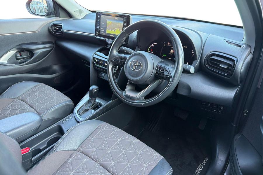 Toyota Yaris Cross Photo autoimg-188d1314f82605a8fcf840617a2684286ca6bd02.jpg