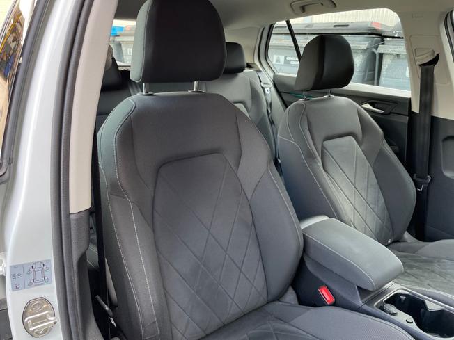 Volkswagen Golf Photo 27