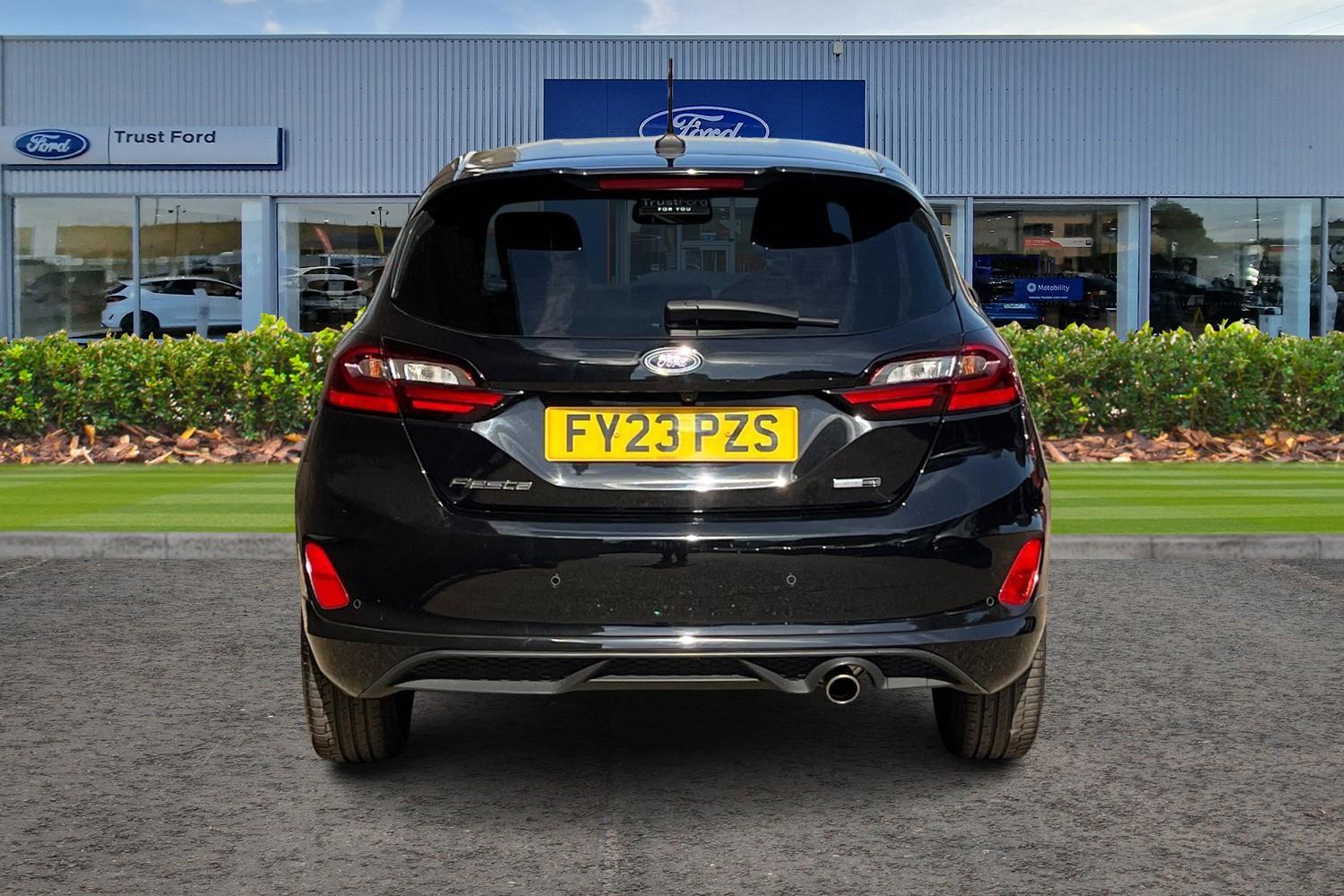 Ford FIESTA Photo 6
