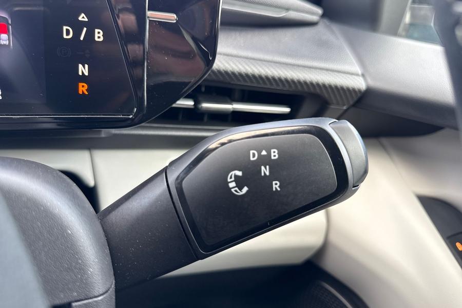 Ford EXPLORER Photo autoimg-1895c4fa459a4ffe78a27ba029b6310515eb13da.jpg