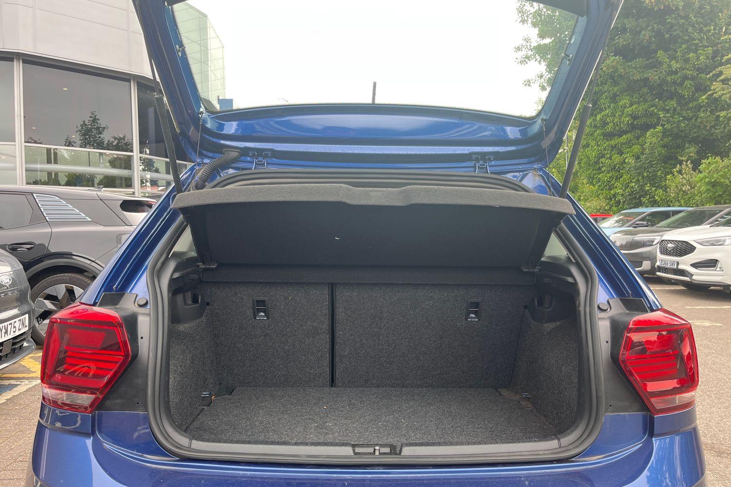 Volkswagen POLO Photo 20
