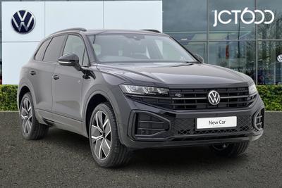 ~ VOLKSWAGEN Touareg Black Edition 3.0 TDI 286PS 8-Speed Tiptronic 4Motion at JCT600