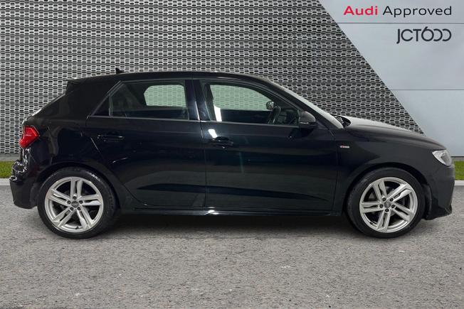 Audi A1 Photo 4