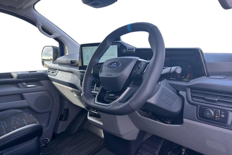 Used Ford TRANSIT CUSTOM XRZ9319 14