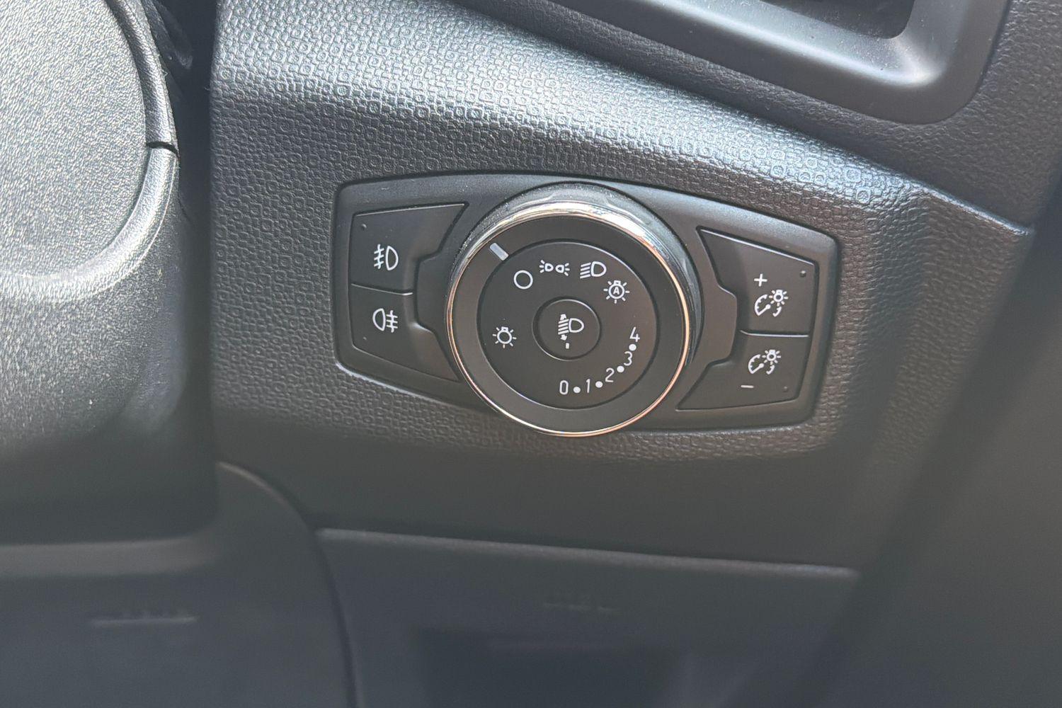 Ford ECOSPORT Photo 30