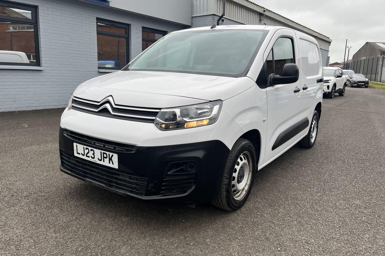 Citroen BERLINGO Photo 35