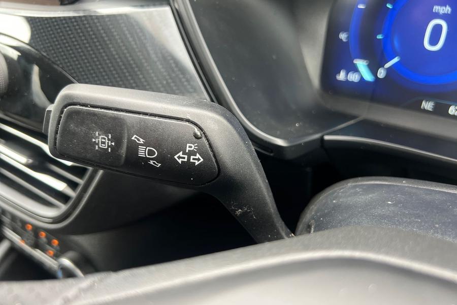 Ford KUGA Photo autoimg-18aea6fa71c00a674ebd2b61c57c795ce319135b.jpg