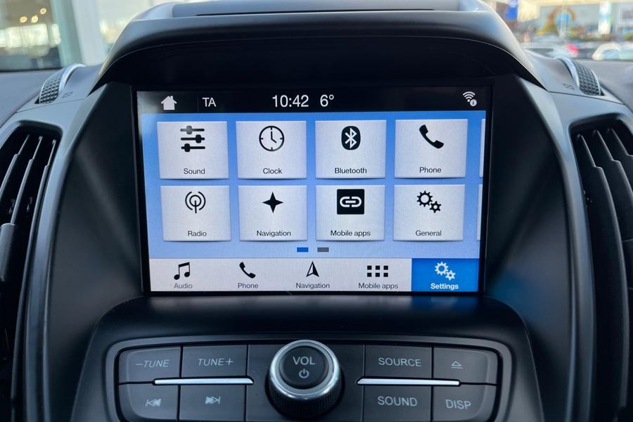 Ford KUGA Photo autoimg-18b0fd19cba9aad8b9bd757ff8ea69b7042d9415.jpg