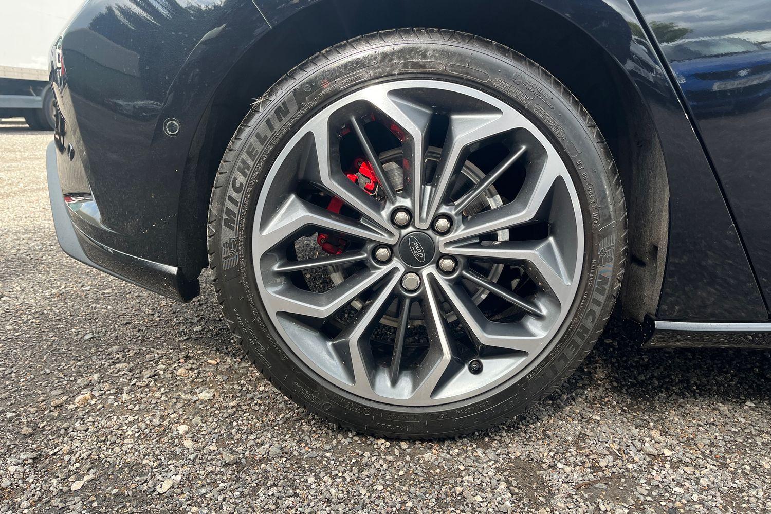 Ford FOCUS Photo 7