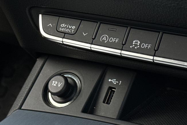 AUDI Q5 Photo 24